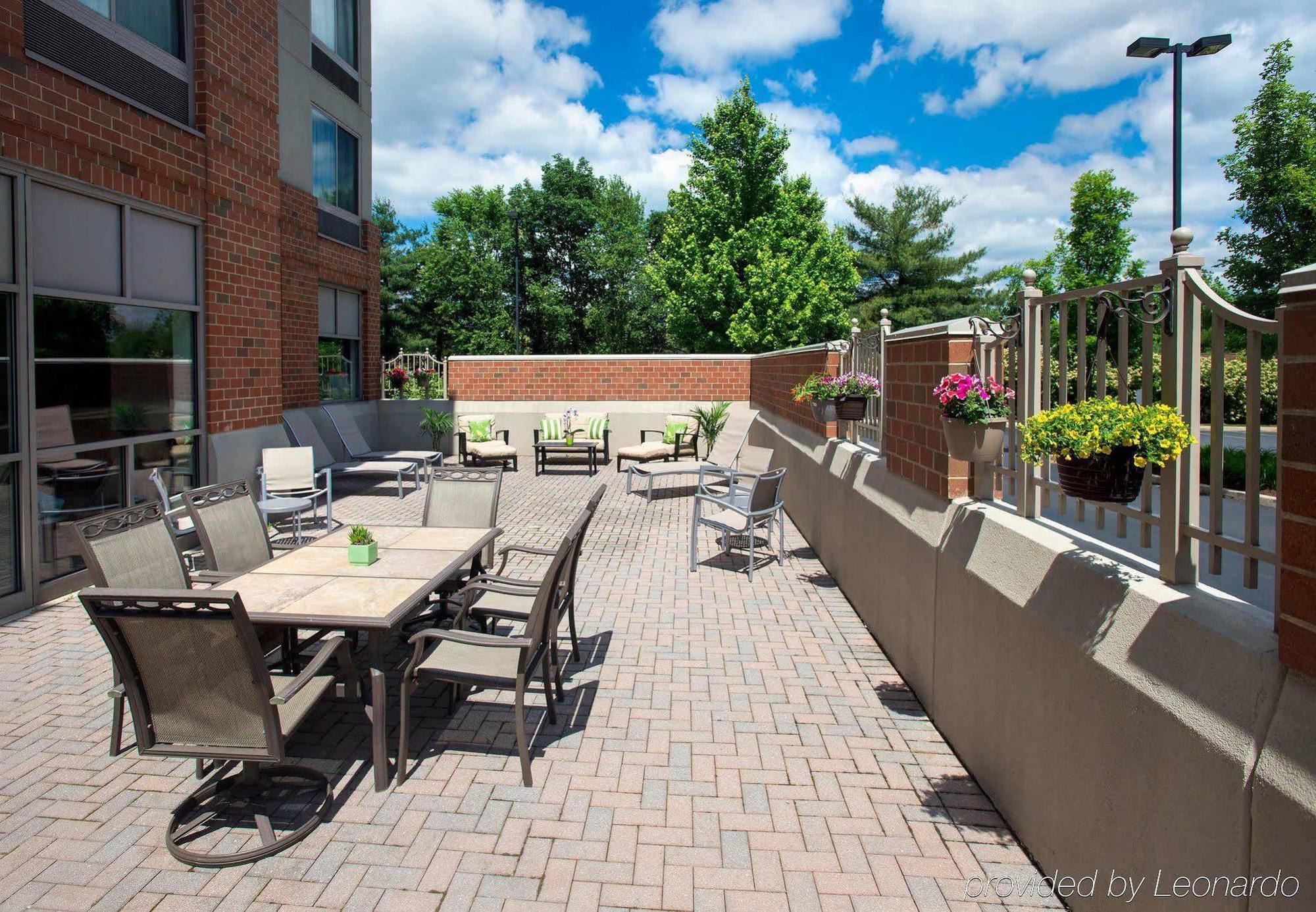 Springhill Suites By Marriott Philadelphia Willow Grove Bagian luar foto